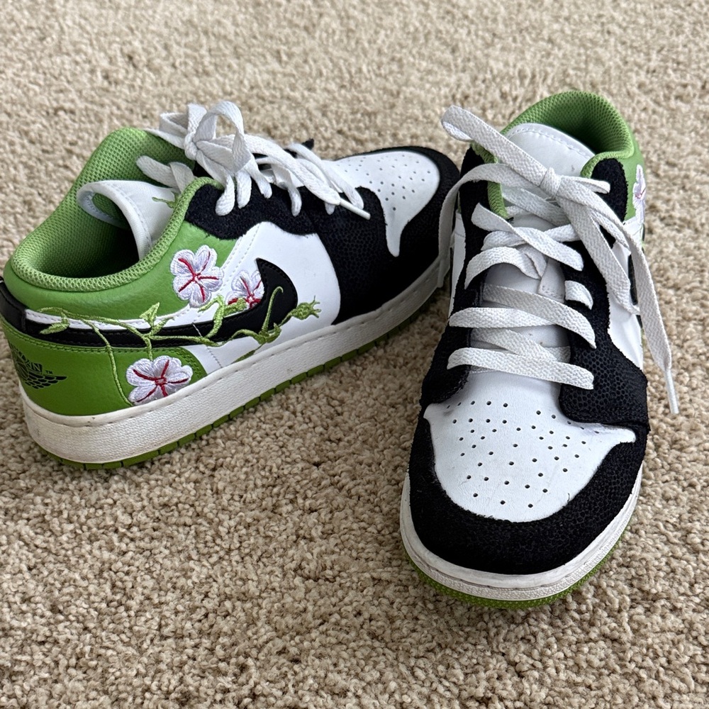Jordan leather sneakers with flowered embroidery. Size Youth 7 (Women 8.5).